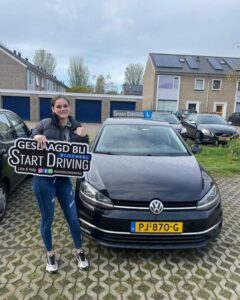 geslaagde leerling rijschool start driving eindhoven